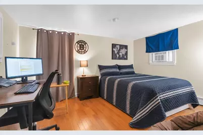 194 West 5th Street, Boston, MA 02127 - Photo 4
