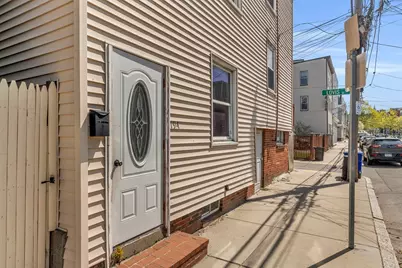 194 West 5th Street, Boston, MA 02127 - Photo 10