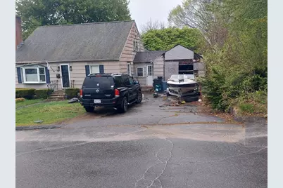108 Pasadena Pkwy, Worcester, MA 01605 - Photo 2