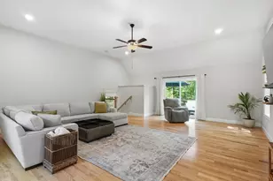 109 Thurlow St, Georgetown, MA 01833 - Photo 20