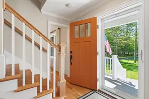 109 Thurlow St, Georgetown, MA 01833 - Photo 4