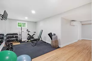109 Thurlow St, Georgetown, MA 01833 - Photo 34