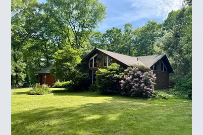 64 Number 10 Schoolhouse Rd, Charlton, MA 01507 - Photo 2