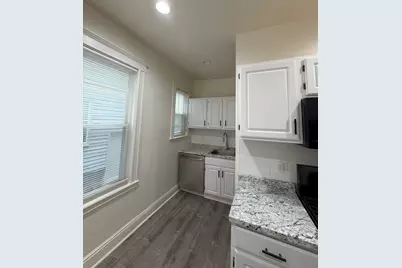 27 Hosmer St #1, Boston, MA 02126 - Photo 2