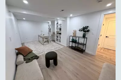 7 Berkeley St, Melrose, MA 02176 - Photo 18