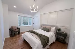 7 Berkeley St, Melrose, MA 02176 - Photo 12