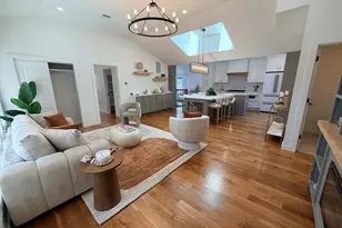7 Berkeley St, Melrose, MA 02176 - Photo 4