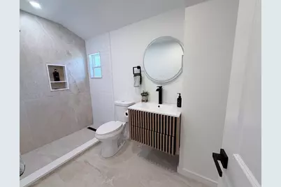 7 Berkeley St, Melrose, MA 02176 - Photo 14