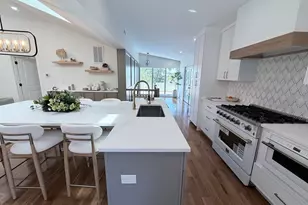 7 Berkeley St, Melrose, MA 02176 - Photo 6