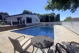 7 Berkeley St, Melrose, MA 02176 - Photo 32
