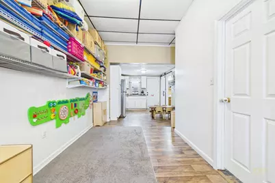 615 Robeson St, Fall River, MA 02720 - Photo 10