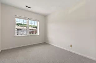 10 Lake Shore Ct, Boston, MA 02135 - Photo 8