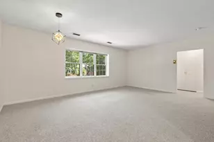 10 Lake Shore Ct, Boston, MA 02135 - Photo 2