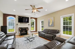 120 Mohawk Path, Holliston, MA 01746 - Photo 12
