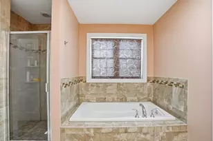 120 Mohawk Path, Holliston, MA 01746 - Photo 28