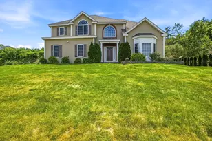 120 Mohawk Path, Holliston, MA 01746 - Photo 1