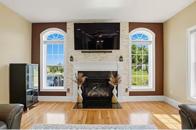 120 Mohawk Path, Holliston, MA 01746 - Photo 6