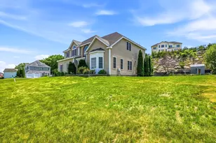 120 Mohawk Path, Holliston, MA 01746 - Photo 4