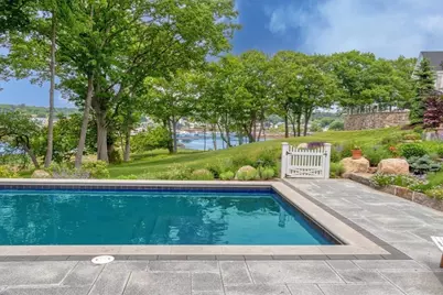 15 Proctor St, Manchester by the Sea, MA 01944 - Photo 38