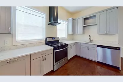 30 Hazelwood St #3, Boston, MA 02119 - Photo 2