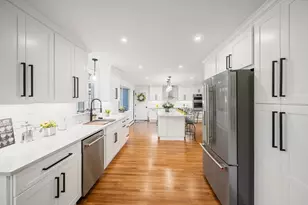 11 Lawndale Rd, Tyngsborough, MA 01879 - Photo 8