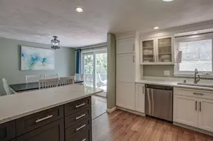 7 Briarwood Rd, Woburn, MA 01801 - Photo 4