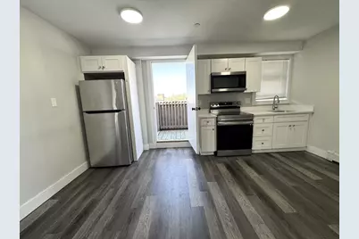 189 E Merrimack Street #12, Lowell, MA 01852 - Photo 1
