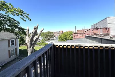 189 E Merrimack Street #12, Lowell, MA 01852 - Photo 6