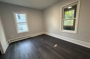 19 Rodney St, Worcester, MA 01605 - Photo 4