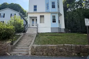 19 Rodney St, Worcester, MA 01605 - Photo 6