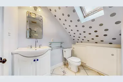 176 Parker #0000, Newton, MA 02459 - Photo 20
