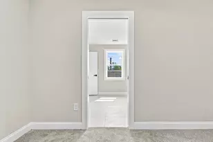 42 Ross St, Fall River, MA 02723 - Photo 16