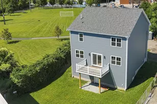 42 Ross St, Fall River, MA 02723 - Photo 2