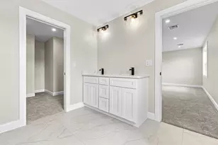 42 Ross St, Fall River, MA 02723 - Photo 14