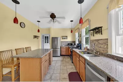 21 Buttonwood St, New Bedford, MA 02740 - Photo 20
