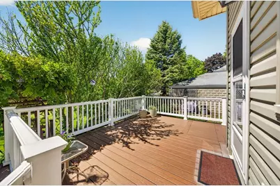 21 Buttonwood St, New Bedford, MA 02740 - Photo 34