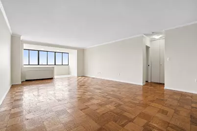 8 Whittier Pl #21B, Boston, MA 02114 - Photo 2