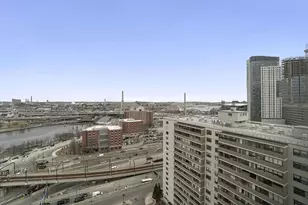 8 Whittier Pl, Boston, MA 02114 - Photo 16