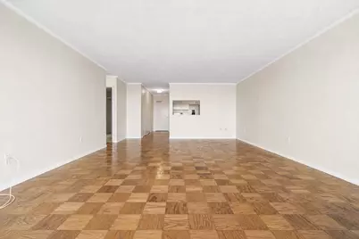 8 Whittier Pl #21B, Boston, MA 02114 - Photo 6