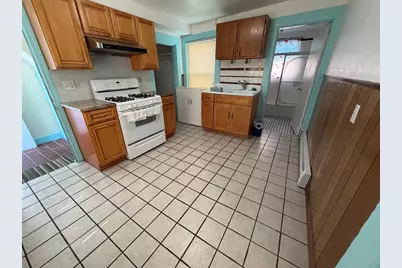 16 Winthrop #1, Malden, MA 02148 - Photo 2