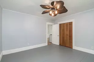 208 Prospect St, Chicopee, MA 01013 - Photo 10