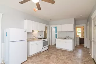 208 Prospect St, Chicopee, MA 01013 - Photo 2
