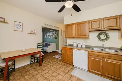 464 Bank Street #10, Fall River, MA 02720 - Photo 6