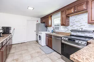 8 Andover Rd, Beverly, MA 01915 - Photo 24