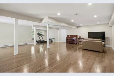 27 W River St, Upton, MA 01568 - Photo 30