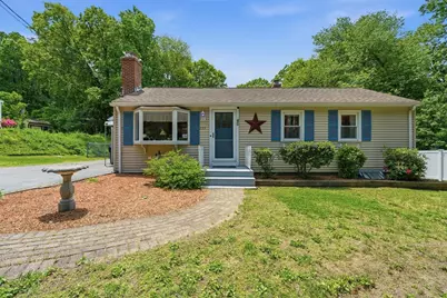 296 Bigelow St, Marlborough, MA 01752 - Photo 1