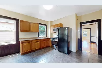 32 Thornton St #2, Boston, MA 02119 - Photo 8
