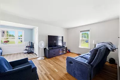 96 Pine St, Westfield, MA 01085 - Photo 10
