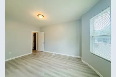 93 Zeigler St #1, Boston, MA 02119 - Photo 4