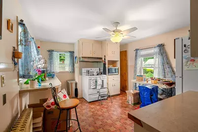 18 Bartley Street, Wakefield, MA 01880 - Photo 6